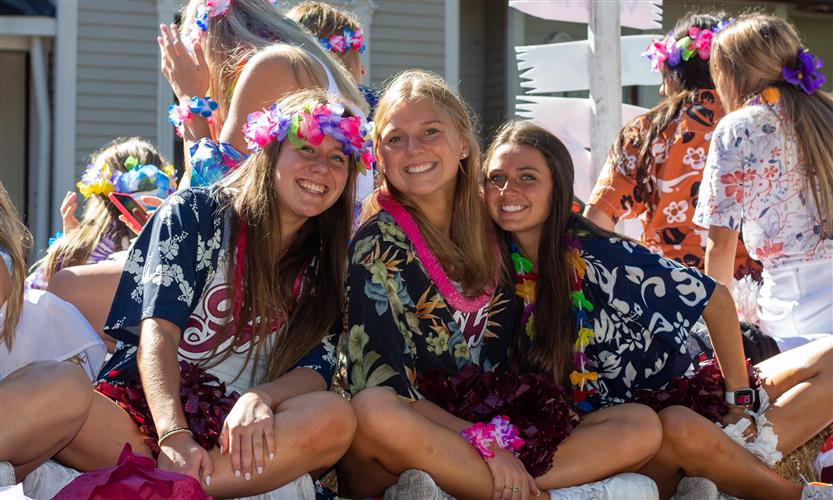 Franklin High students celebrate the homecoming parade
